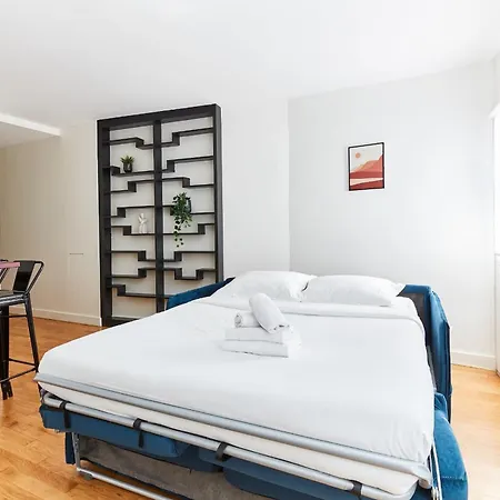 Apartment 1Br Apartment In Latin Quarter With Balcony Paris